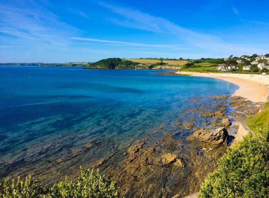 The Nest, Central Falmouth, 10 Mins To The Beaches And Off Street Parking Exterior photo